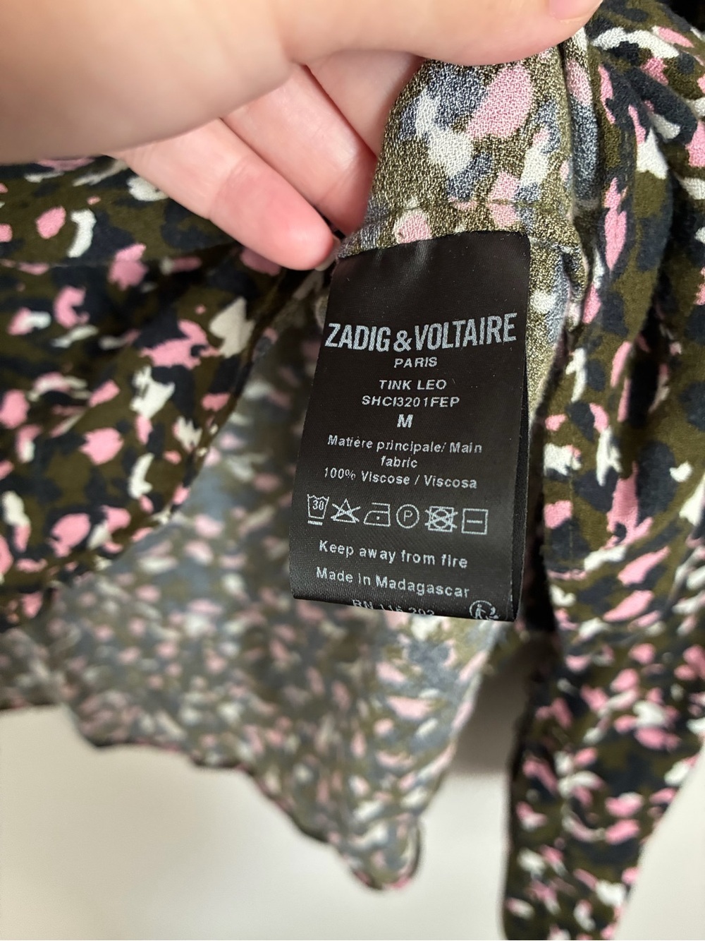 Zadig & Voltaire Paris Tink Leo Olive Abstract Blouse Size Medium - Picture 8 of 9